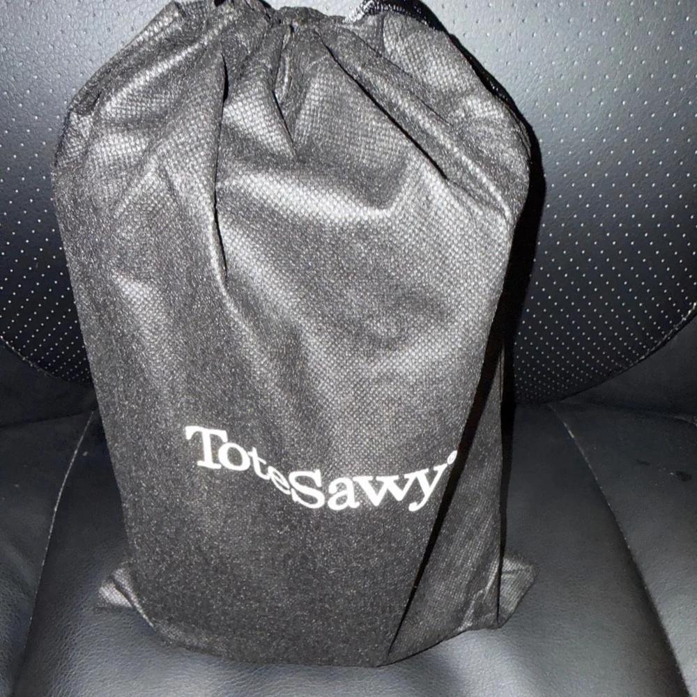 ToteSavvy Diaper Tote for Dads On the Go - Picture 10 of 10